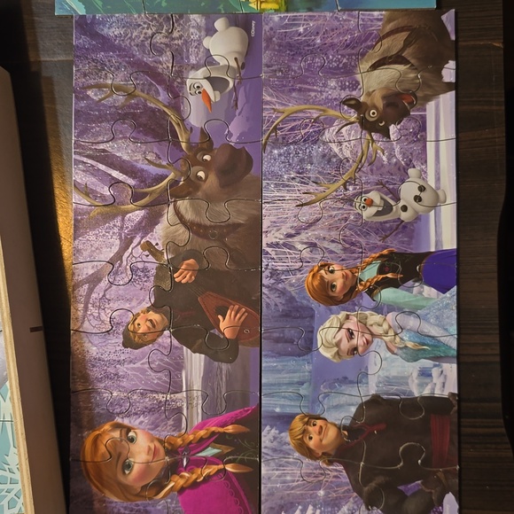 5 Disney Frozen Puzzles in Wooden Storage - Picture 3 of 7